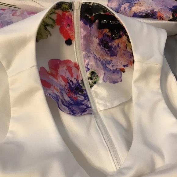 Floral Two-Piece Dress 🌸 - Picture 7 of 10